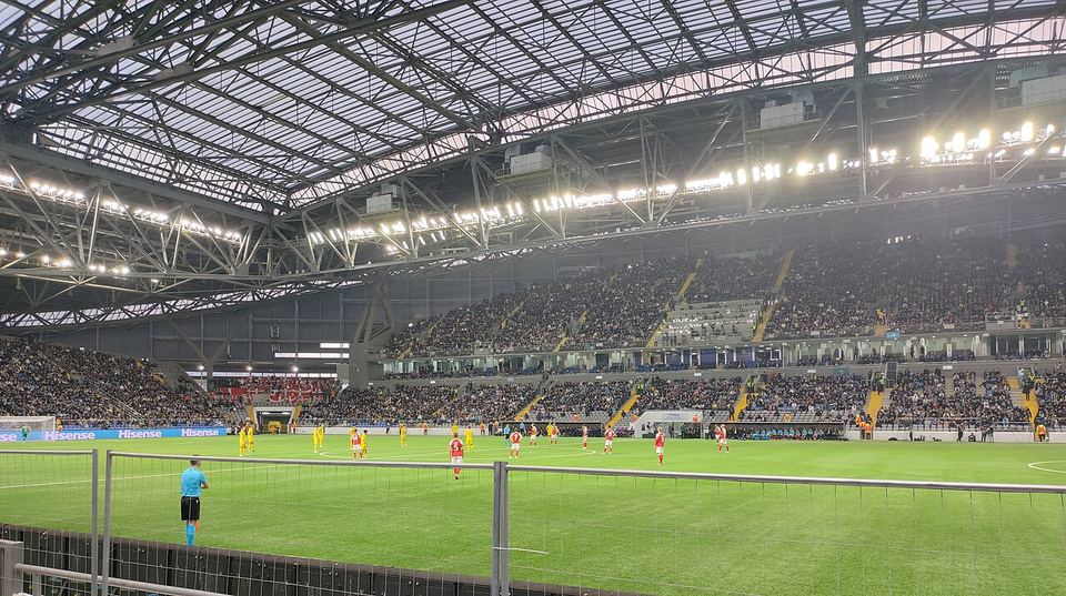 球盟会 · 夜赛光影（资料示意）